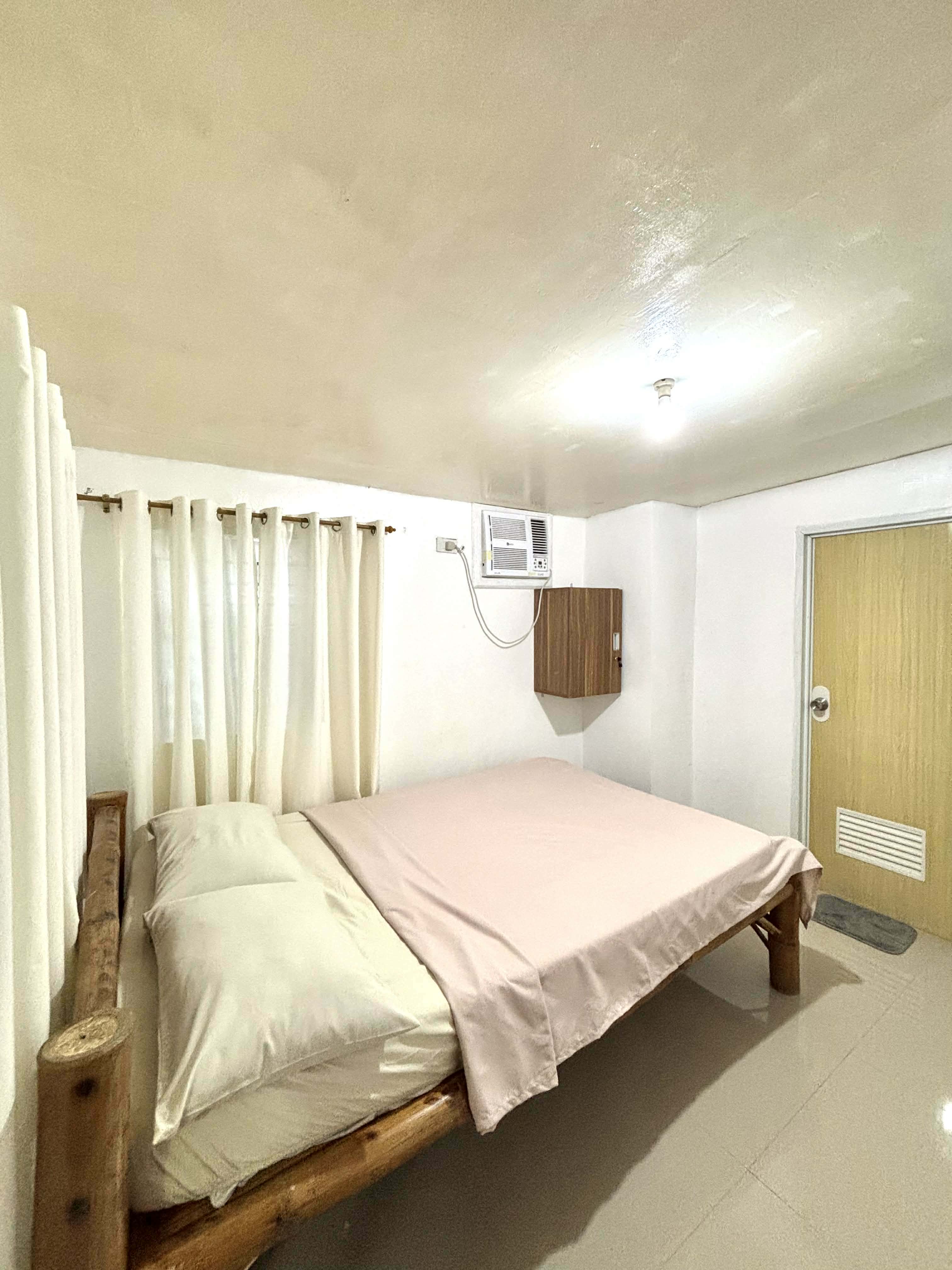 Private Room - Bedroom 2