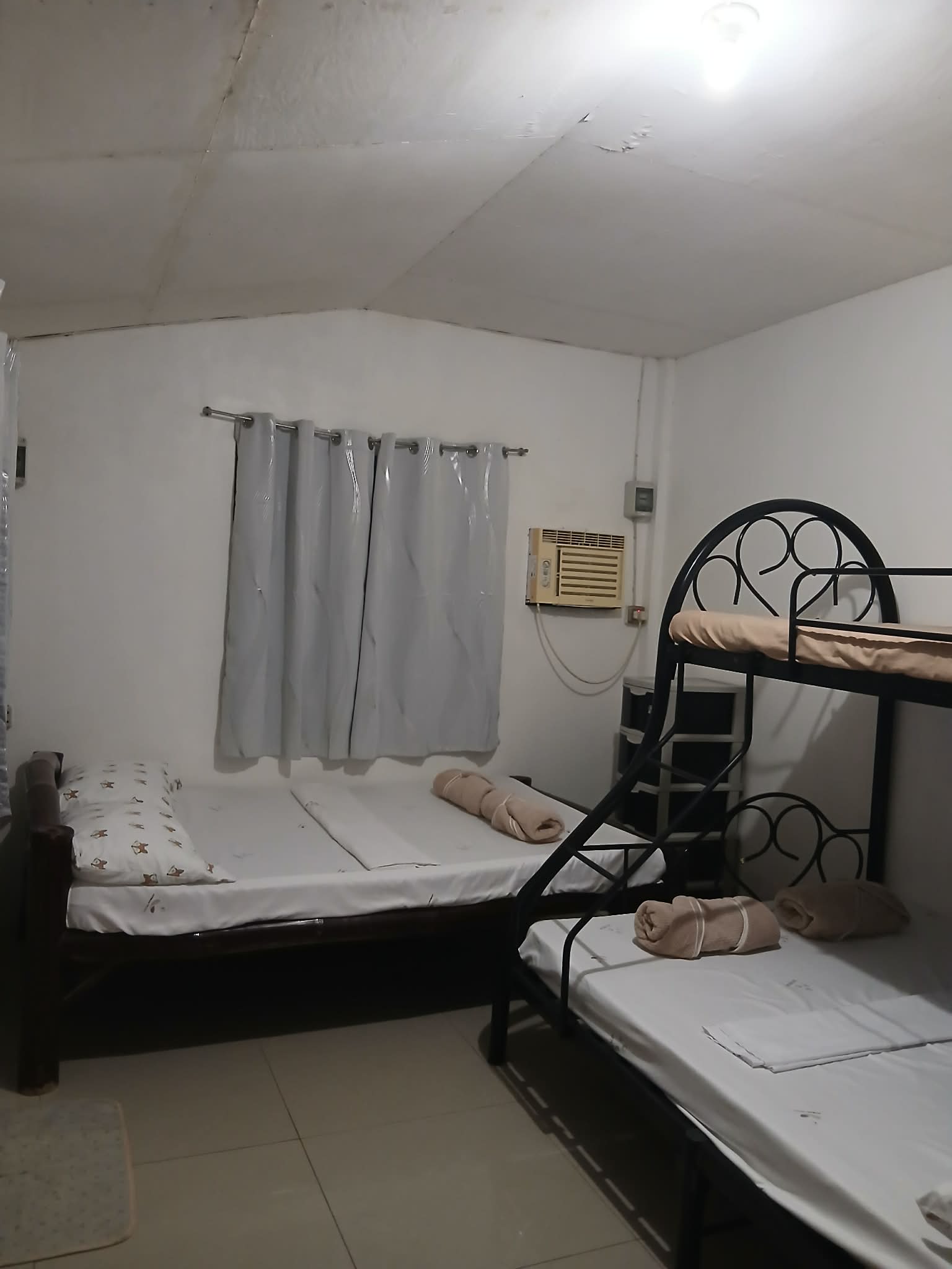 Shared Room - Single Bed